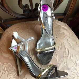 NEW! Guess Metallic Heels